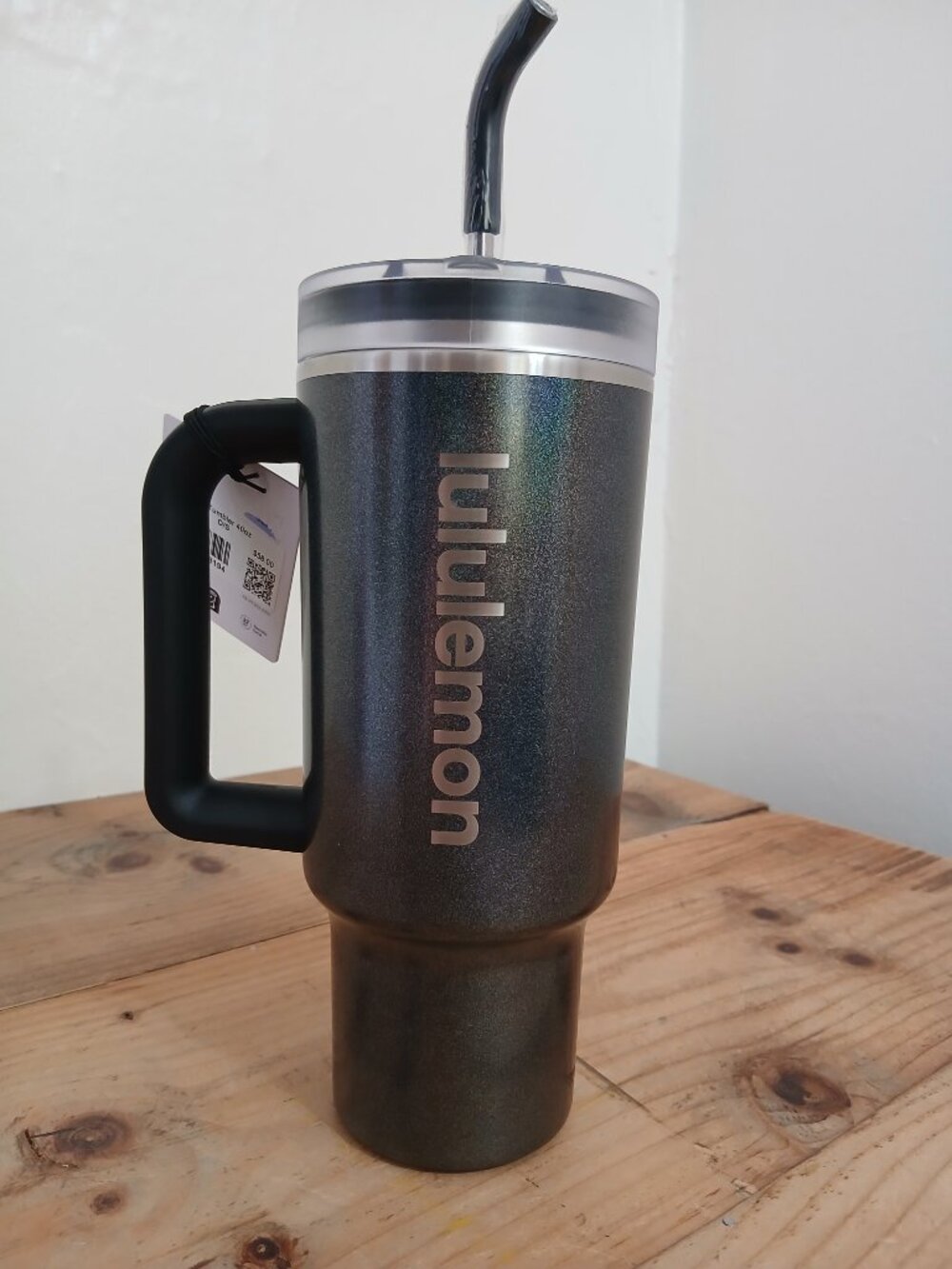 Lululemon Black 40oz Insulted Tumbler w Straw NWT